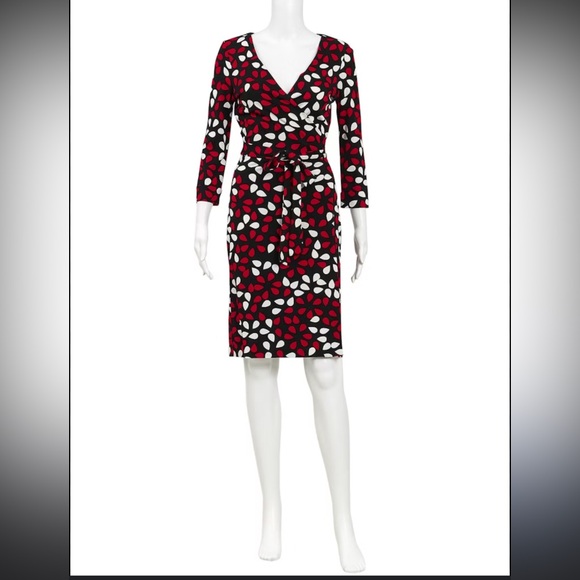 BRAND NEW Diane Von Furstenberg Floral Wrap Dress - Picture 1 of 6